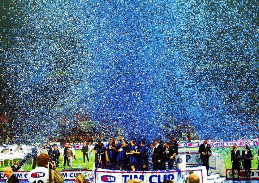 cup celebration confetti football